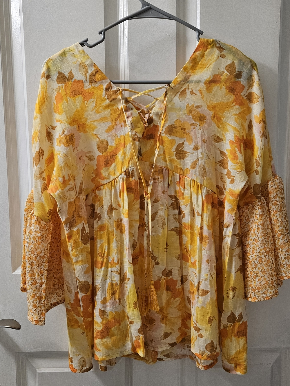 Cato Yellow and Gold Floral Lace-Up Peasant Tunic Sz XS